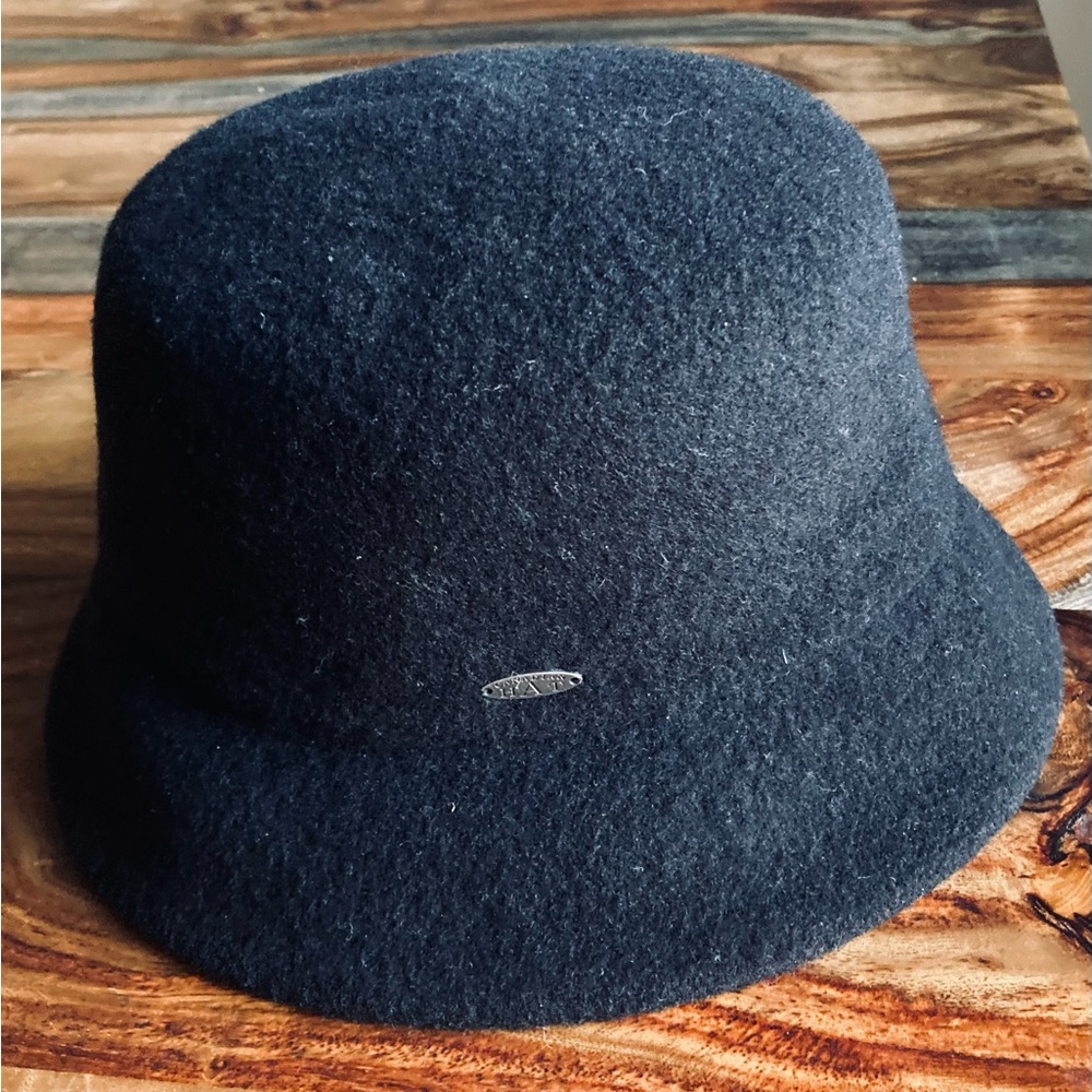 Canadiana Hats Black Wool Bucket Hat